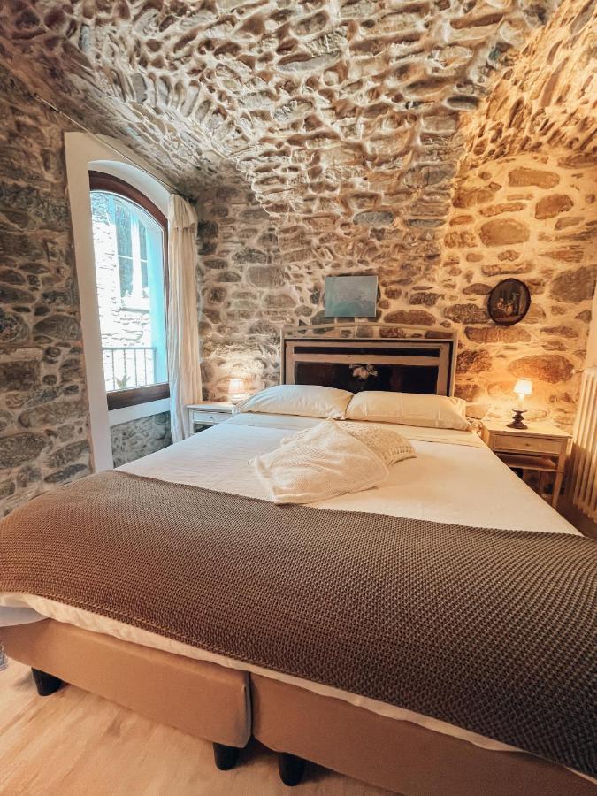 Talking Stones Bed & Breakfast Долчеакуа Екстериор снимка