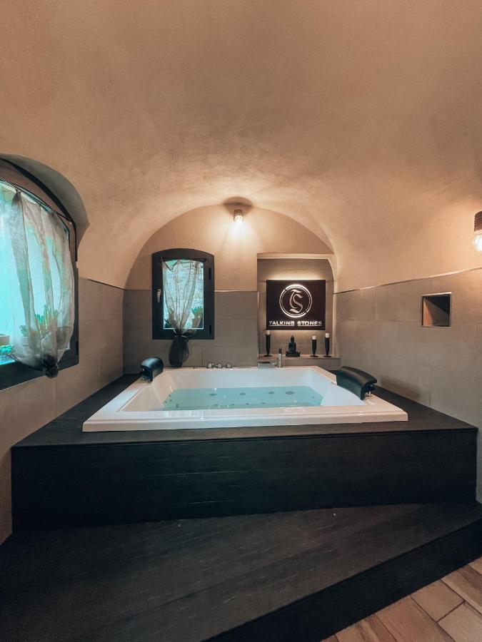 Talking Stones Bed & Breakfast Долчеакуа Екстериор снимка