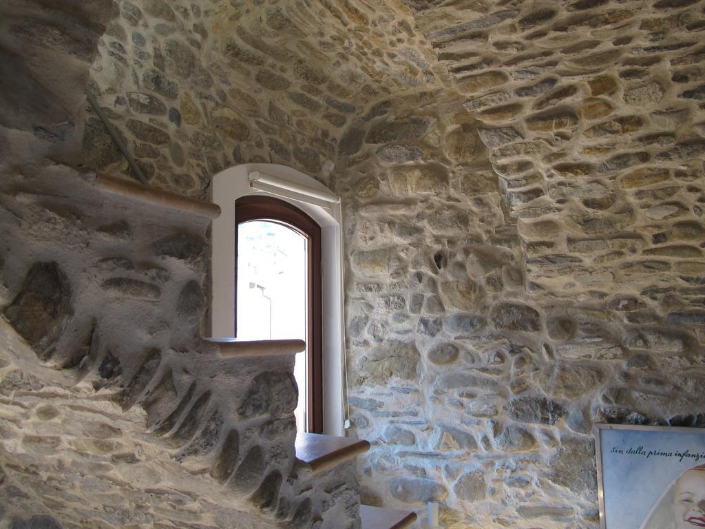 Talking Stones Bed & Breakfast Долчеакуа Екстериор снимка